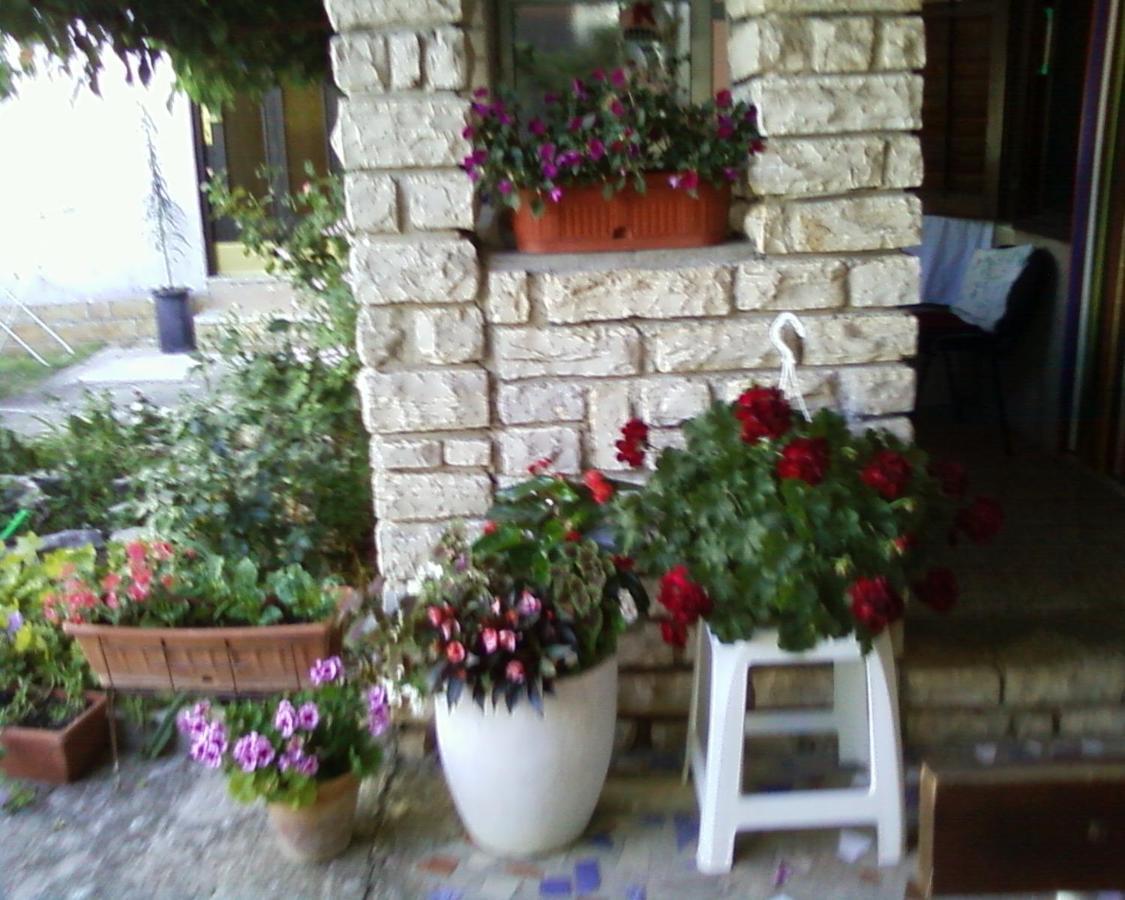 Apartments M&R Spadina Vodice Luaran gambar