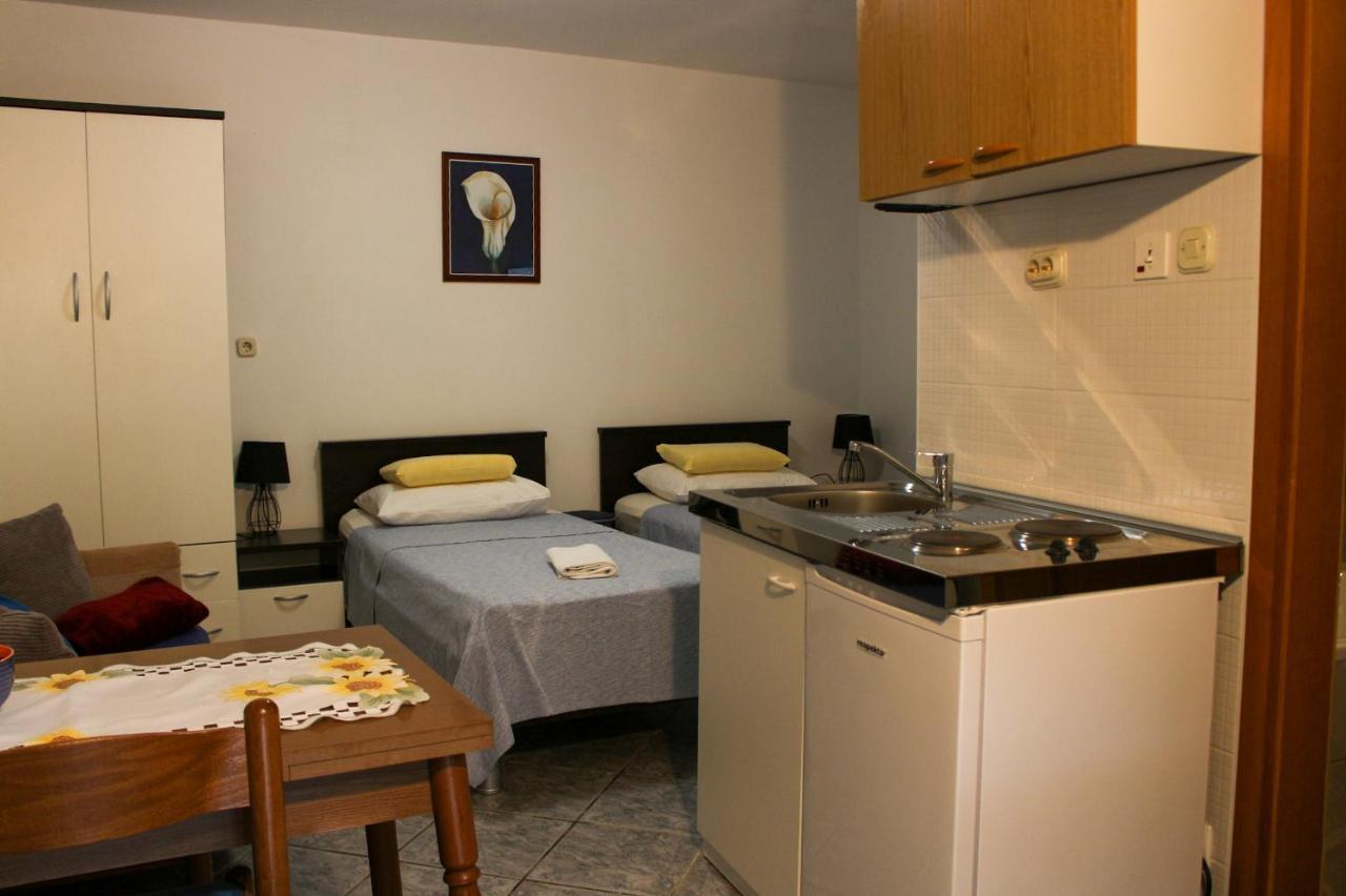 Apartments M&R Spadina Vodice Luaran gambar