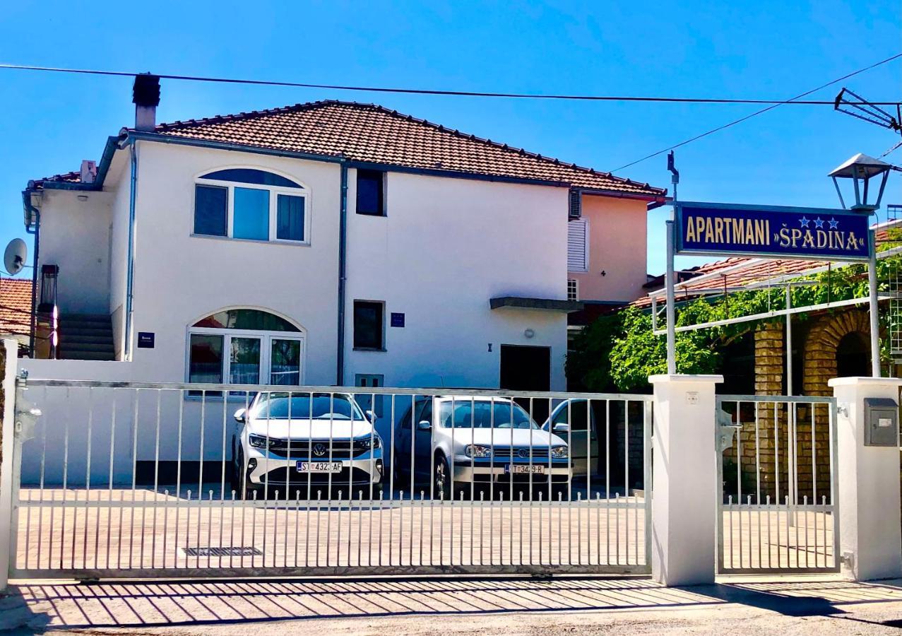 Apartments M&R Spadina Vodice Luaran gambar