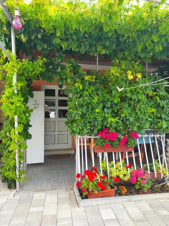 Apartments M&R Spadina Vodice Luaran gambar