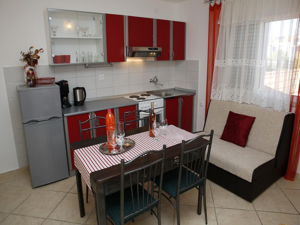 Apartments M&R Spadina Vodice Bilik gambar